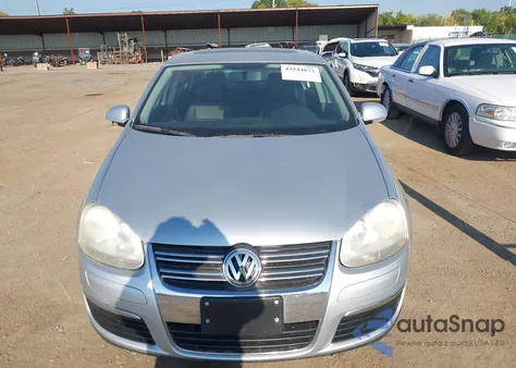 2009 Volkswagen Jetta Se/Sel z USA, uszkodzony, nr VIN 3VWRM71K99M180008